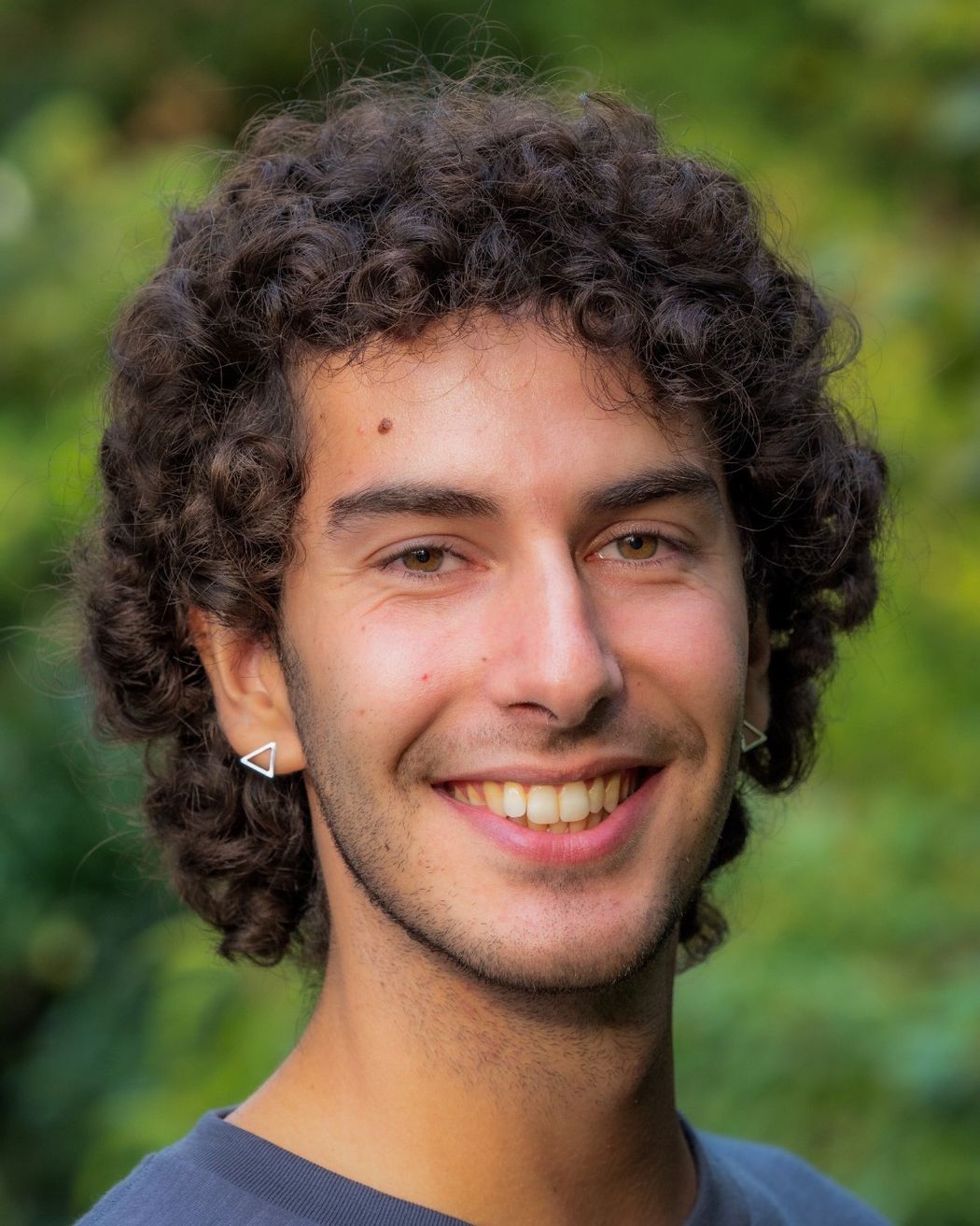 Cauã Westmann smiles in a headshot outside. Cauã Westmann smiles in a headshot outside.