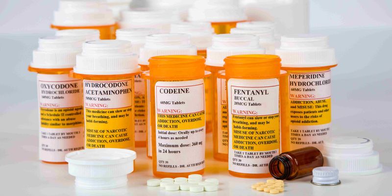 Molecular model of a new opioid drug design