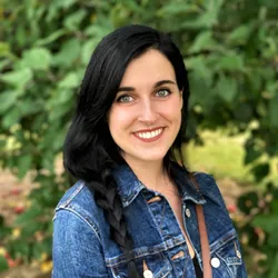 Photo of Erika Russell.